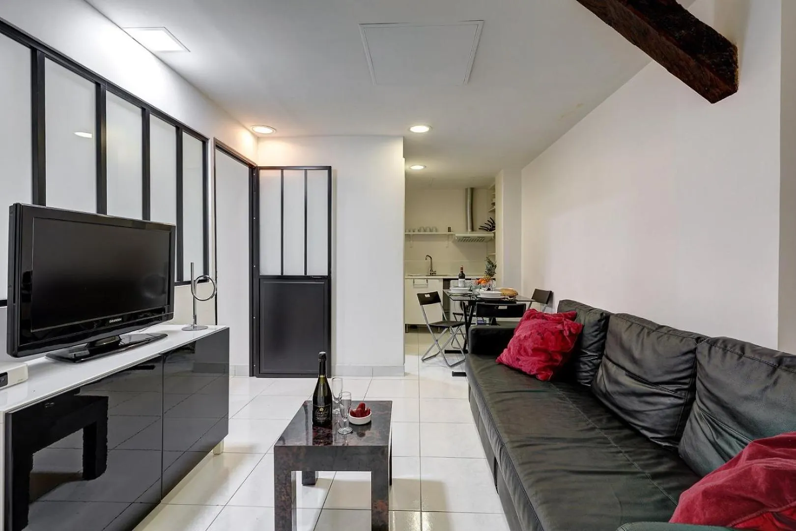 373 Suite Suzanne - Superbe Appartement A Paris Apartment